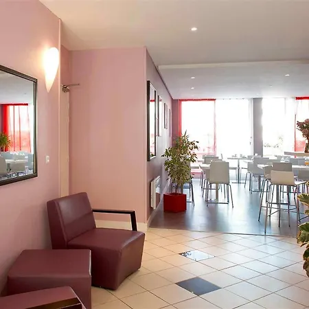 Aparthotel Adagio Access Rodesse 2*