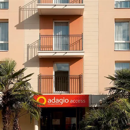 Aparthotel Adagio Access Rodesse 2*