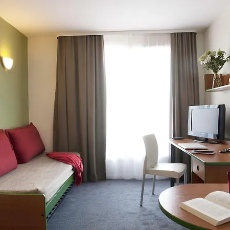 Aparthotel Adagio Access Rodesse