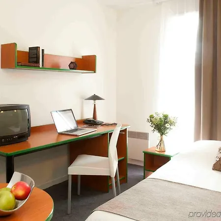 Aparthotel Adagio Access Rodesse